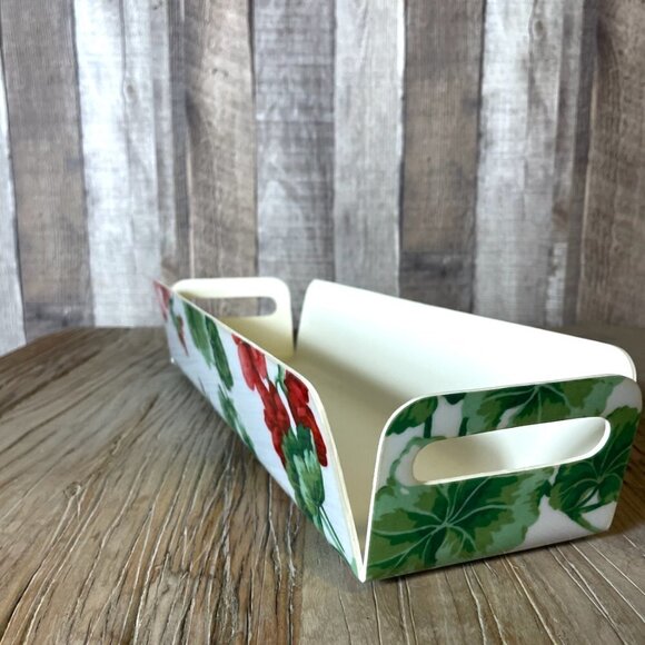 Vintage Strawberry Print Basket - Picture 6 of 6